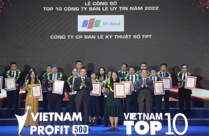 FPT Retail được vinh danh công ty bán lẻ uy tín năm 2022
